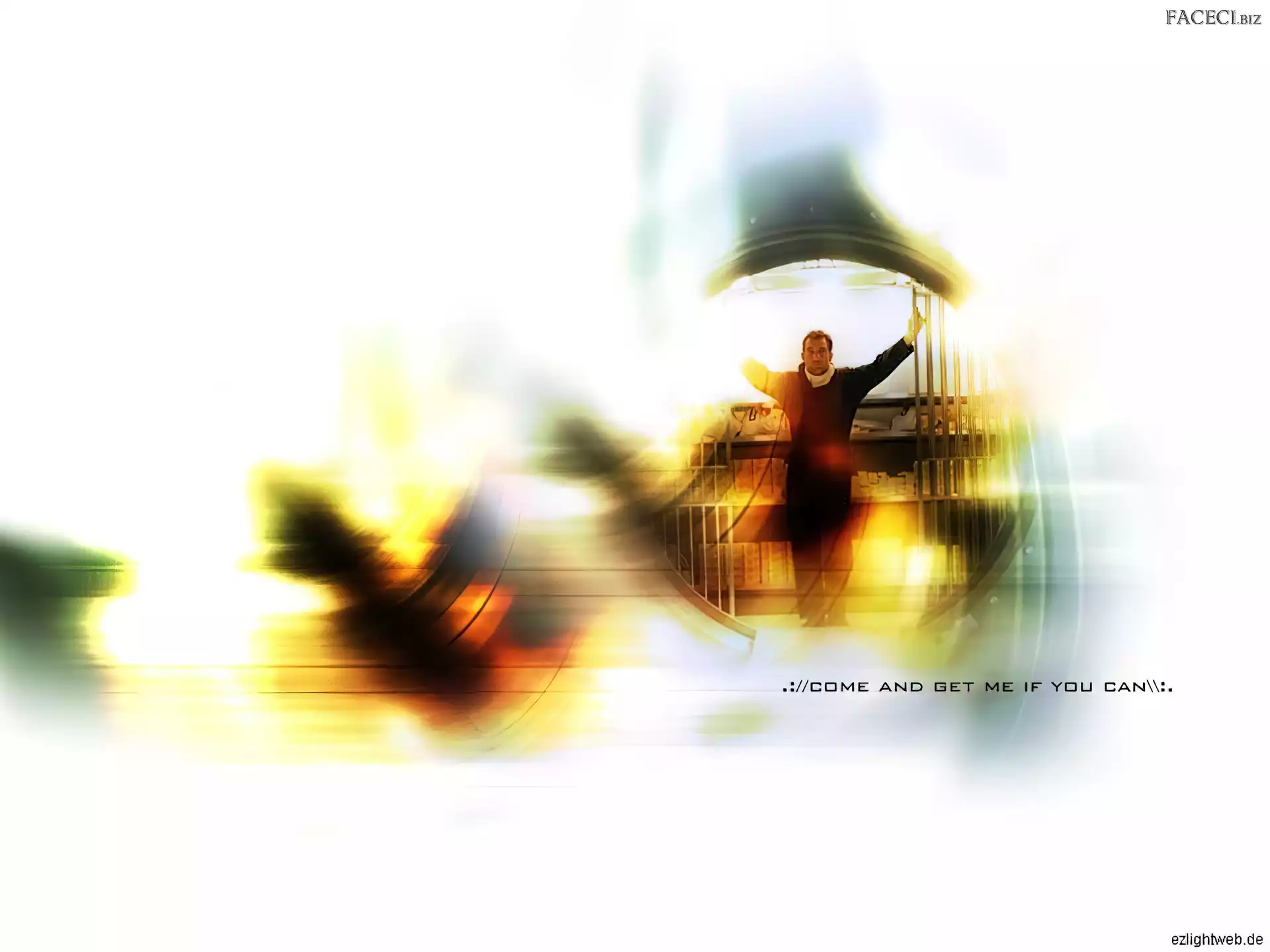 Clive Owen, ciemny strój